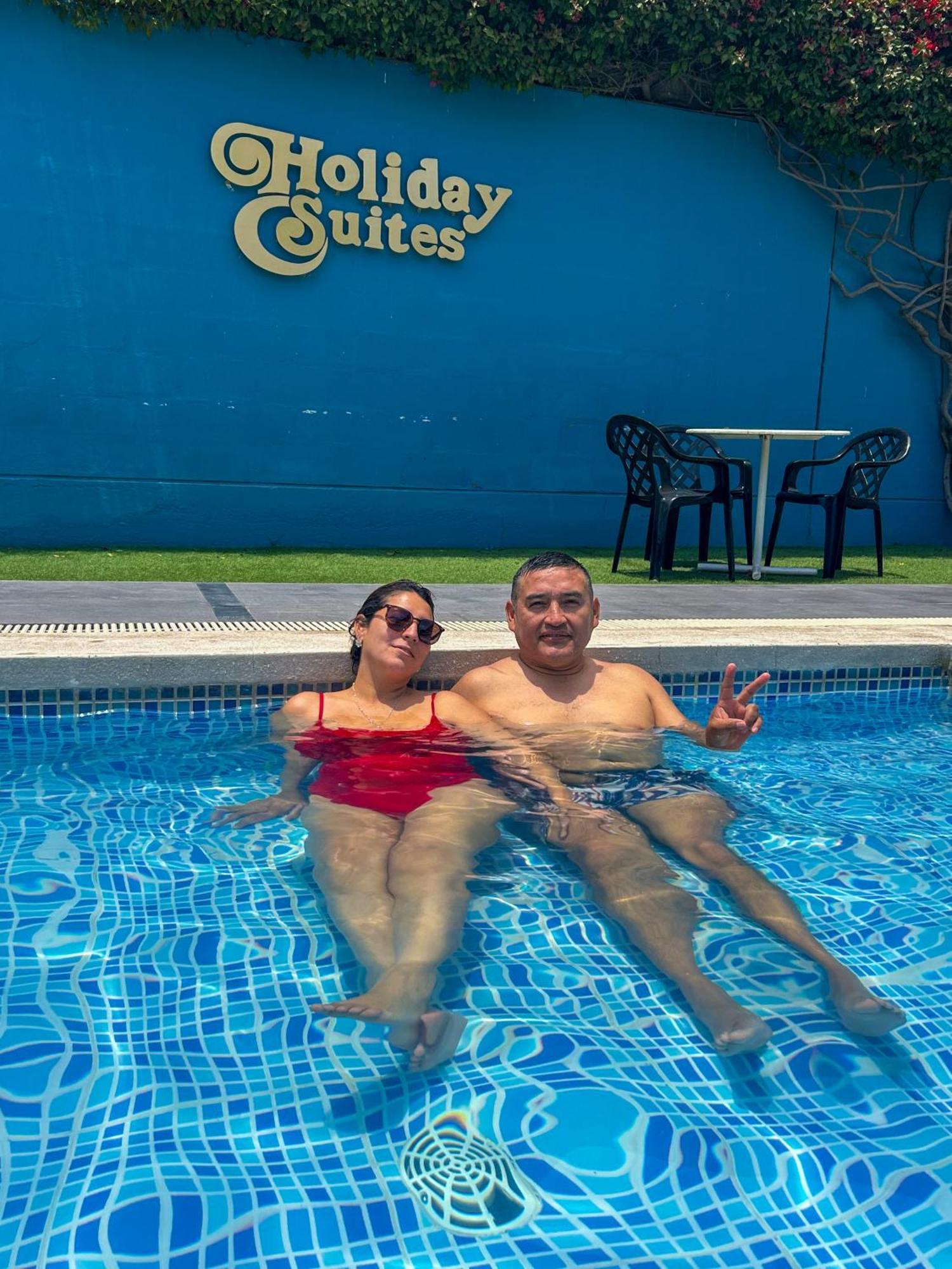 Holiday Suites Tacna Eksteriør bilde