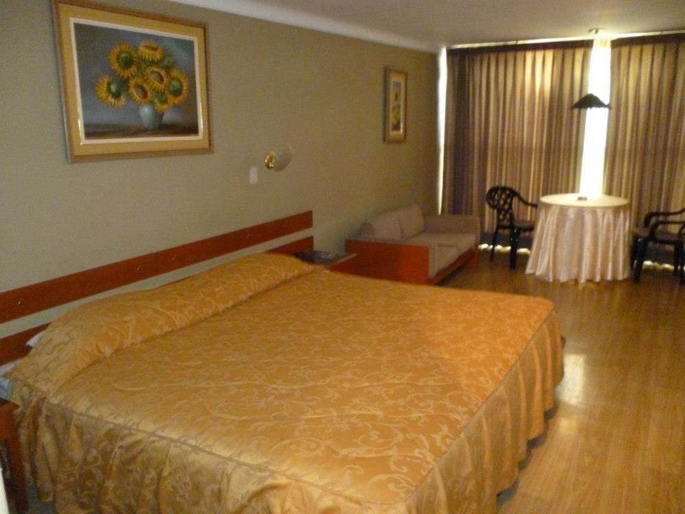 Holiday Suites Tacna Eksteriør bilde